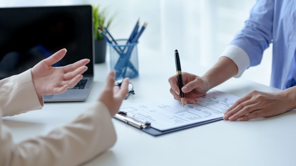 Graduates fill out the human Resources department application form and prepare personal document det